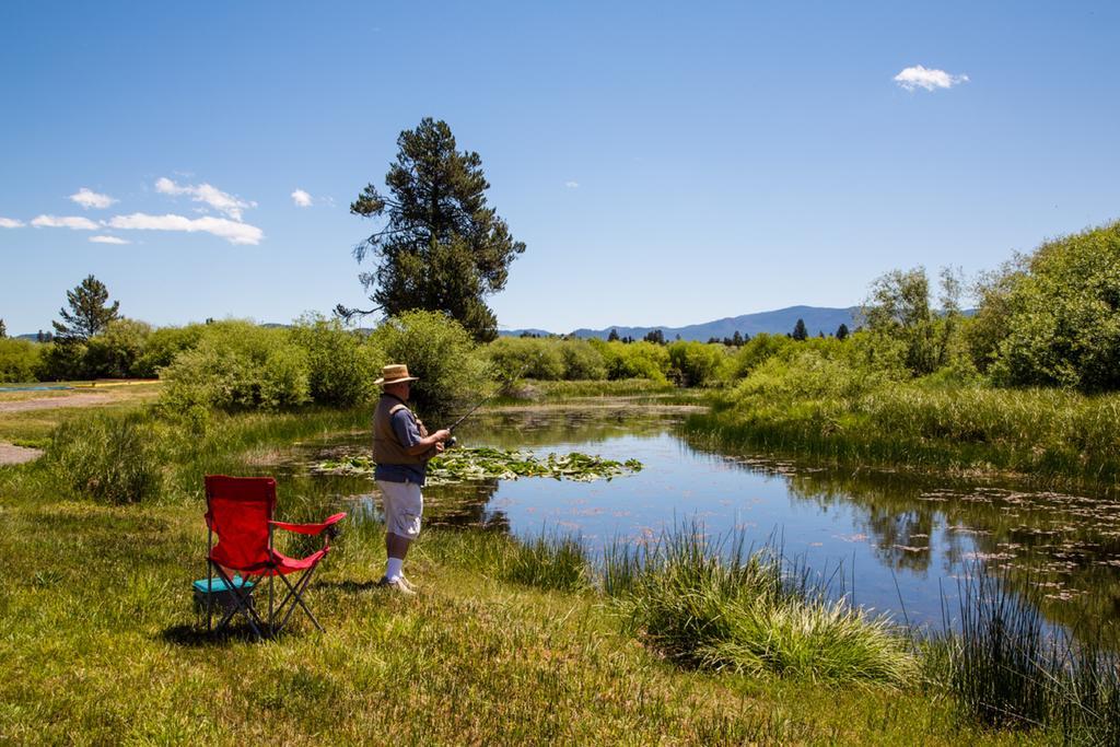 Bend-Sunriver Camping Resort Wheelchair Accessible Yurt 13 Екстер'єр фото